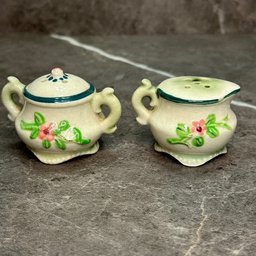 Vintage Japan Ceramic Salt and Pepper Shakers Sugar Creamer Floral Set SP916
